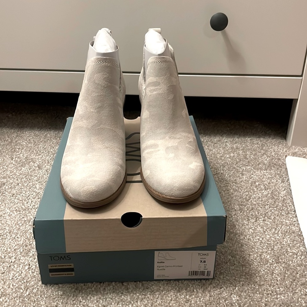 TOMS Kallie Ankle Boot